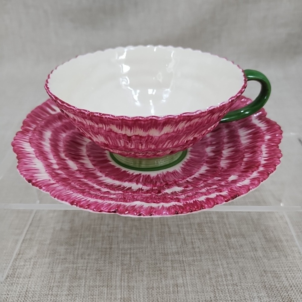 Two's Company Conservatory Collection Pink Scalloped Flower Cup & Saucer Set LN